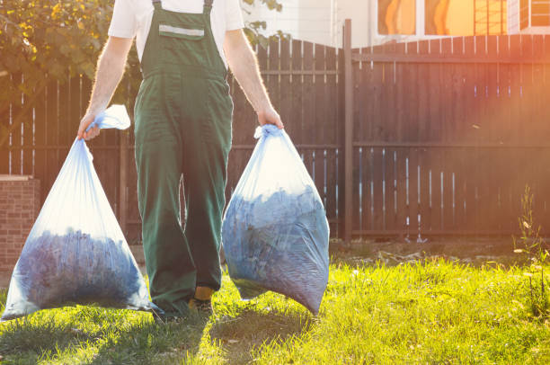 Best Construction Debris Removal  in Little Chute, WI